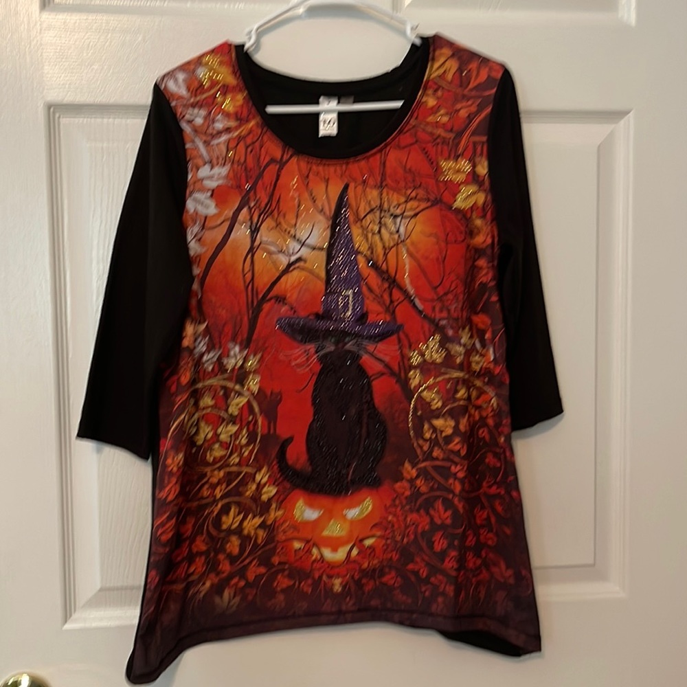 Thomas and Olivia Halloween top Medium EUC